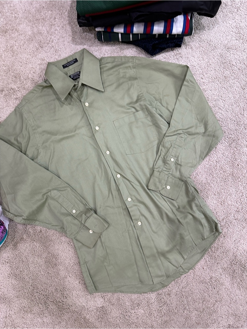 Arrow Light Sage Green Men's Dress Shirt